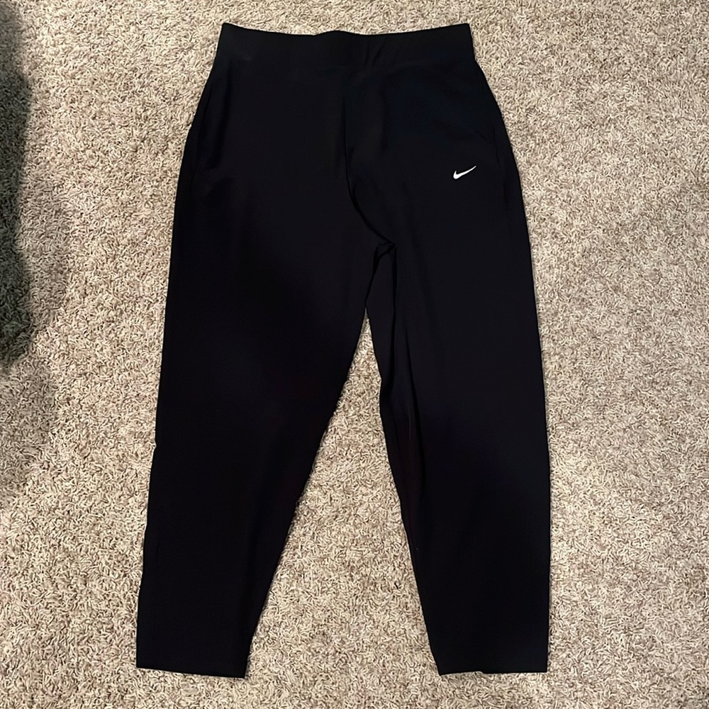 Women's XL Nike Tapered Track Pants